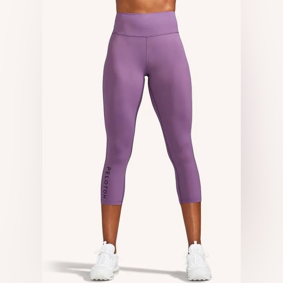 Peloton Apparel Set Essential Capri & Move Strappy Bra Purple Sz XL - Picture 3 of 15